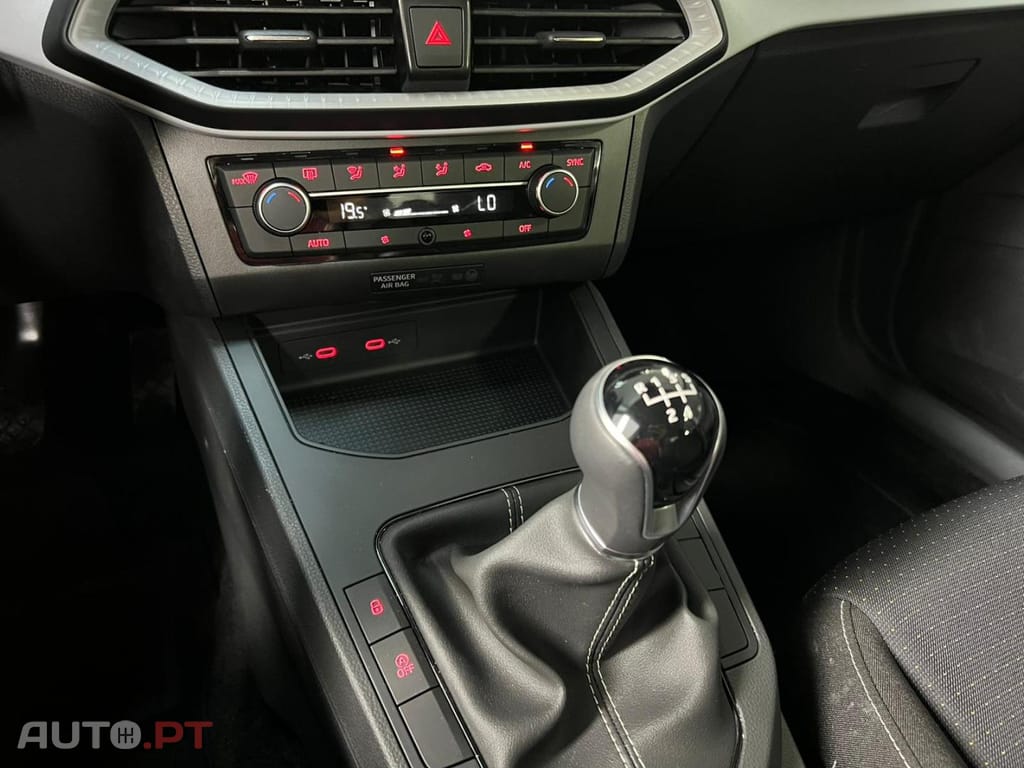 Seat Ibiza 1.0 TSI STYLE 5v