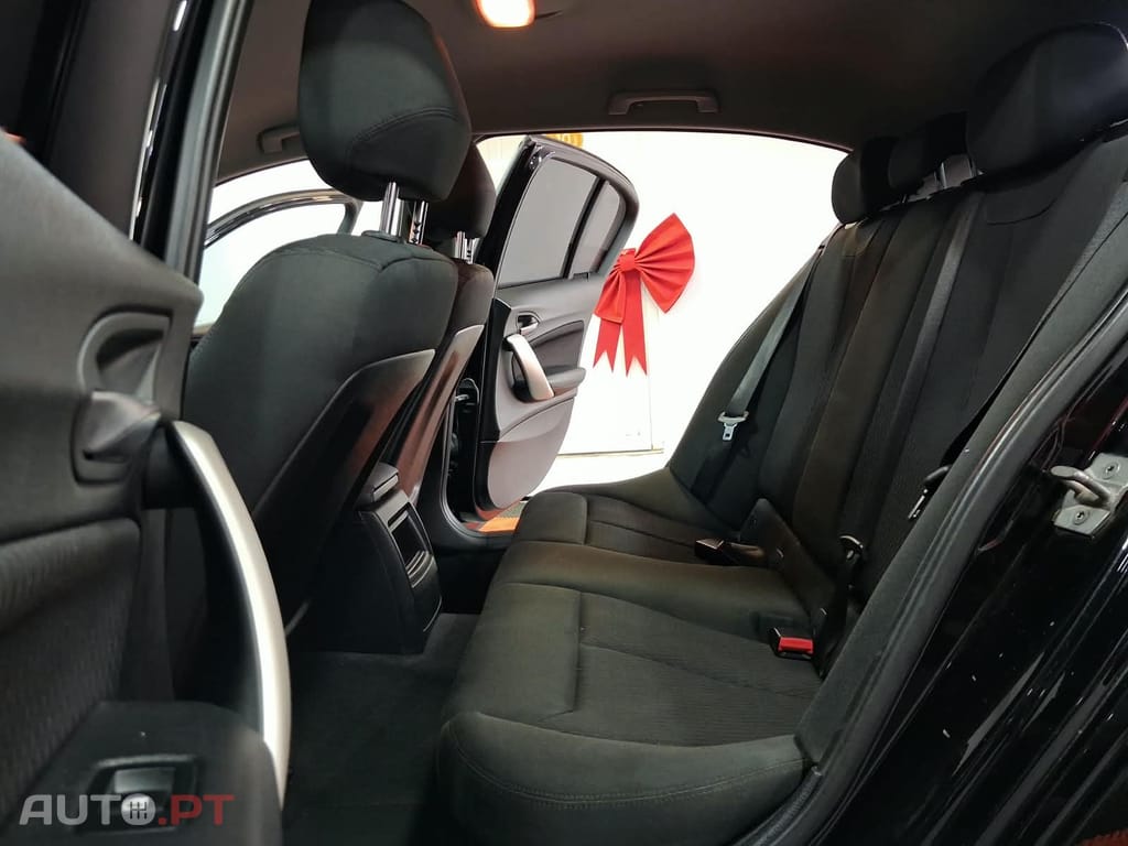 BMW 116 i Line Sport