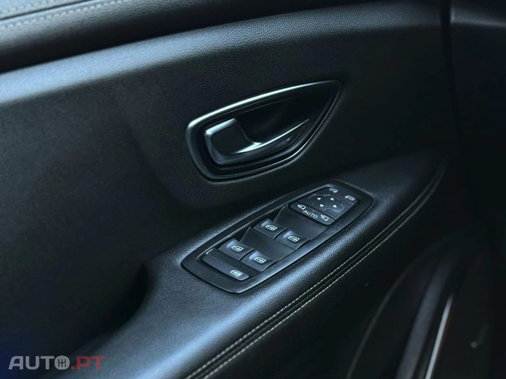 Renault Grand Scénic 1.6dCi BOSE EDITION (EDC)