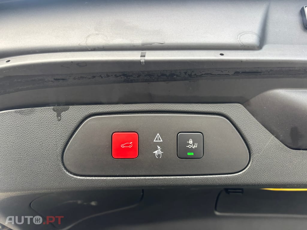 Opel Grandland (X) 1.2 T Design & Tech AT