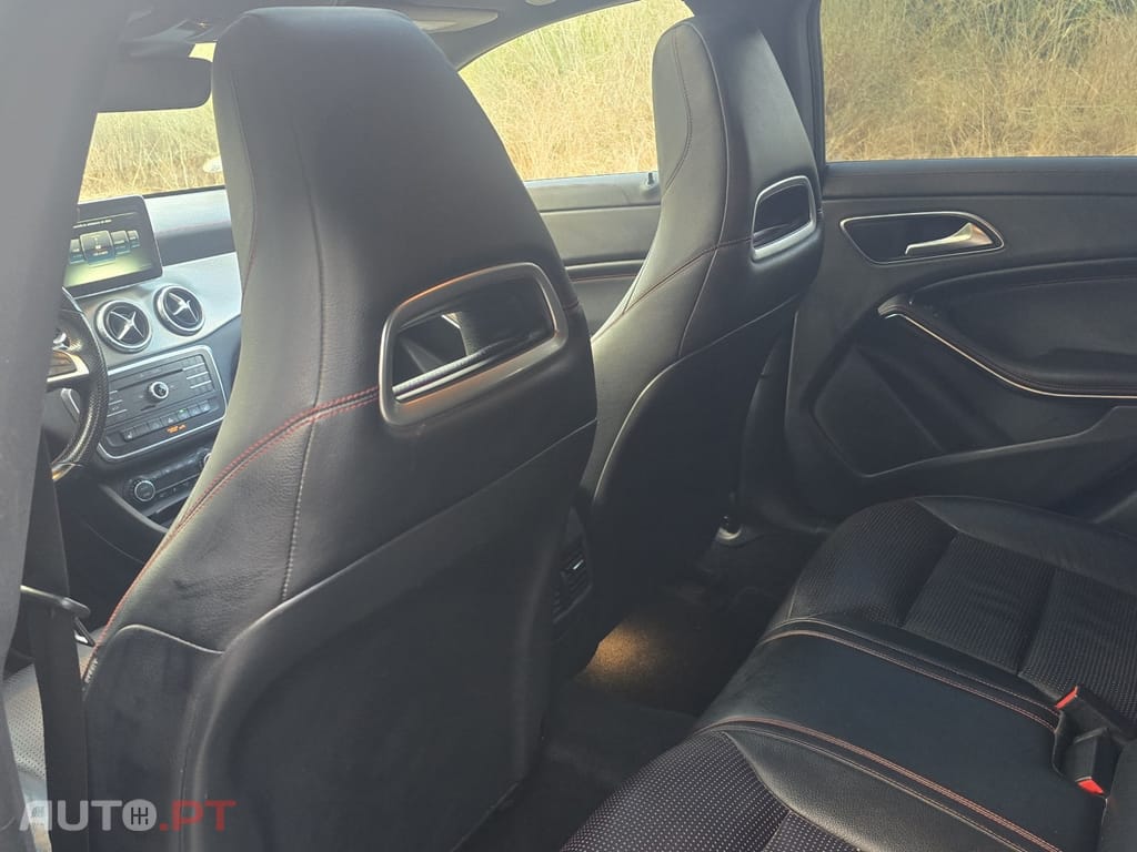 Mercedes-Benz CLA 220 d Shooting Brake AMG Line Aut.