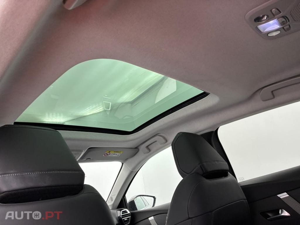 Citroen C4 1.2 PureTech Shine Pack EAT8