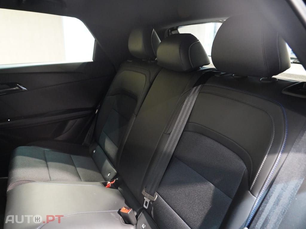 MG MG4 64 kWh Luxury