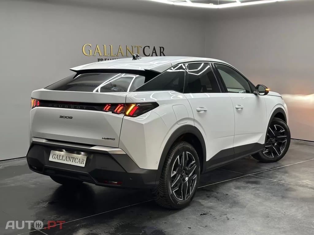 Peugeot 3008 1.2 Hybrid Allure Pack e-DCS6