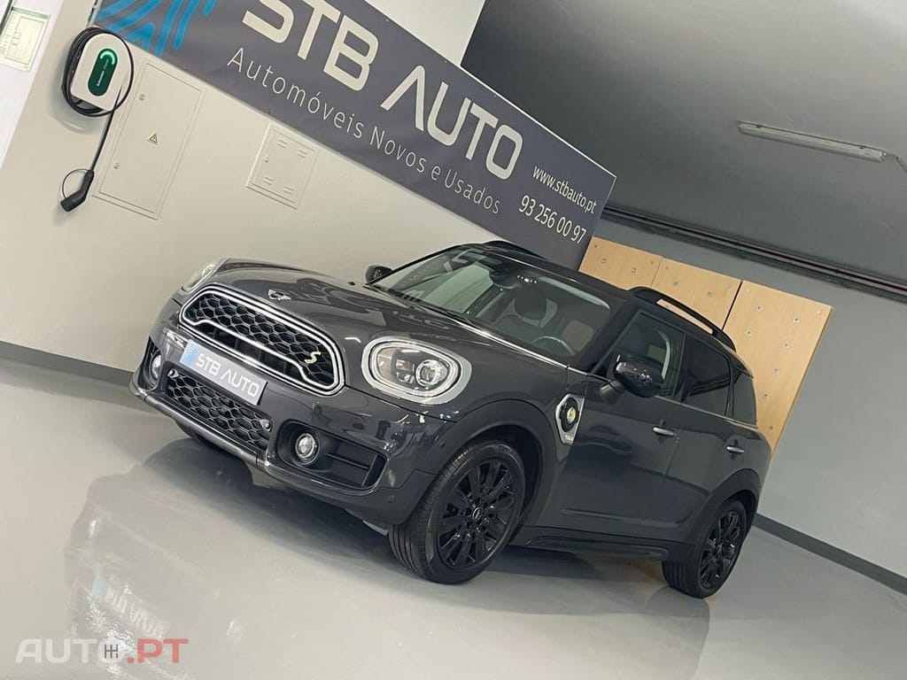 MINI Countryman Cooper S E ALL4 Auto