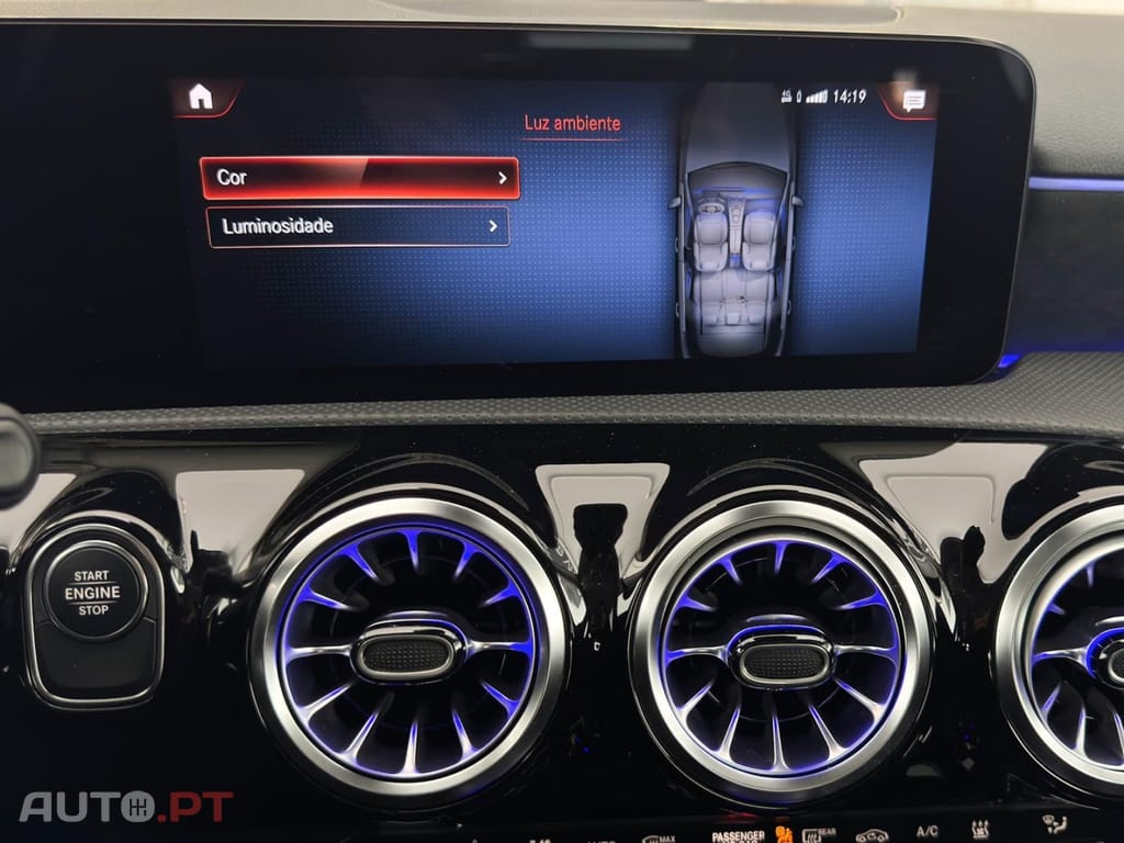 Mercedes-Benz A 250 e AMG Line