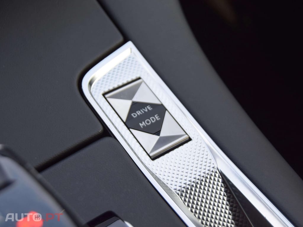 DS DS7 Crossback E-Tense Rivoli EAT8