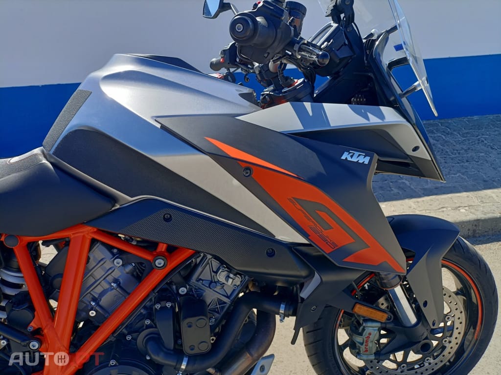 KTM Superduke GT 1290 ABS 172CV