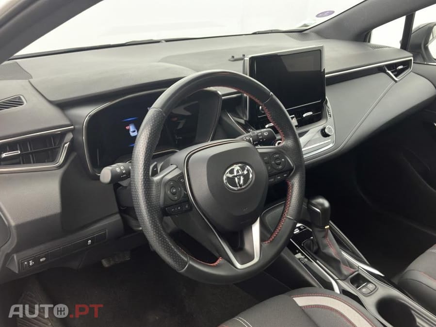 Toyota Corolla Touring Sports 2.0 Hybrid GR Sport
