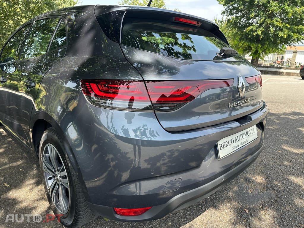 Renault Mégane 1.5 Blue dCi Intens EDC
