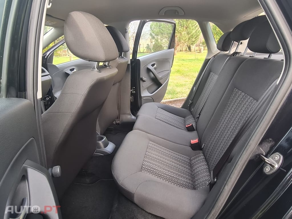 Volkswagen Polo 1.0 Confortline