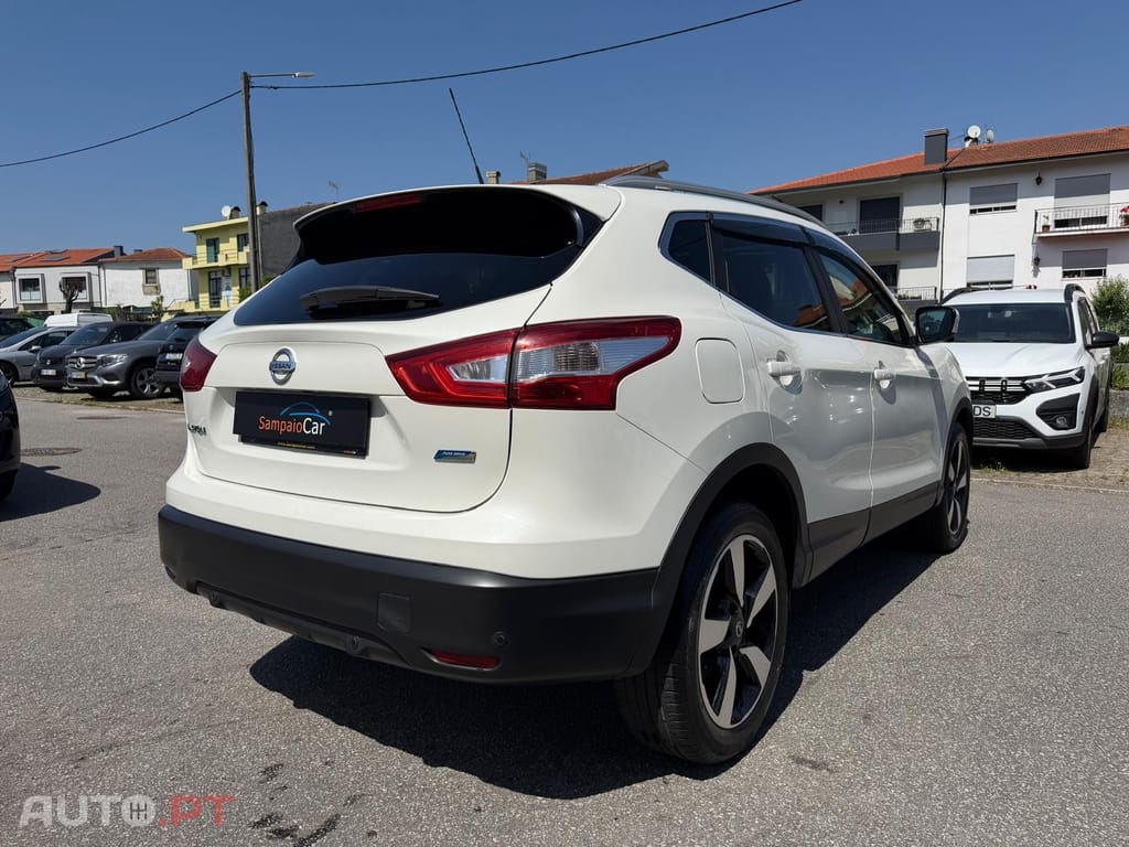 Nissan Qashqai 1.5 dCi N-Connecta 18