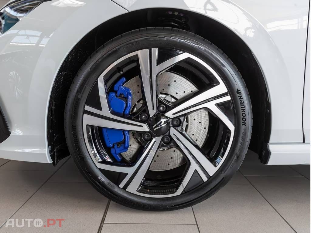 Volkswagen Golf 2.0 TSI R 4Motion DSG
