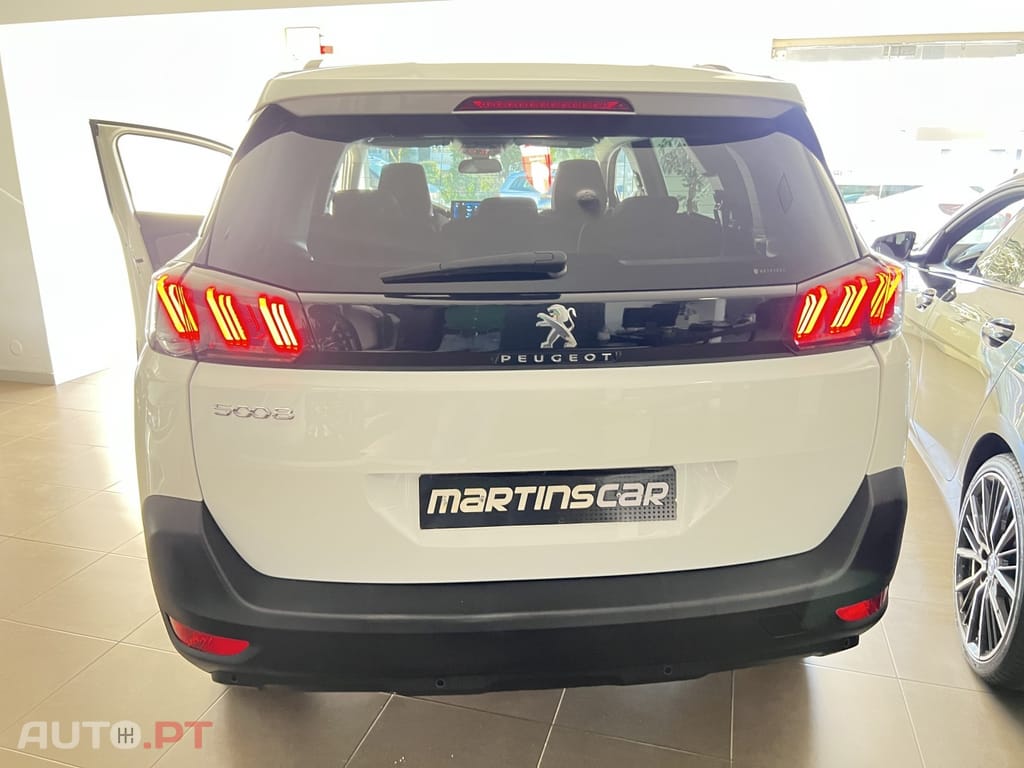 Peugeot 5008 1.2 PureTech Allure Pack EAT8