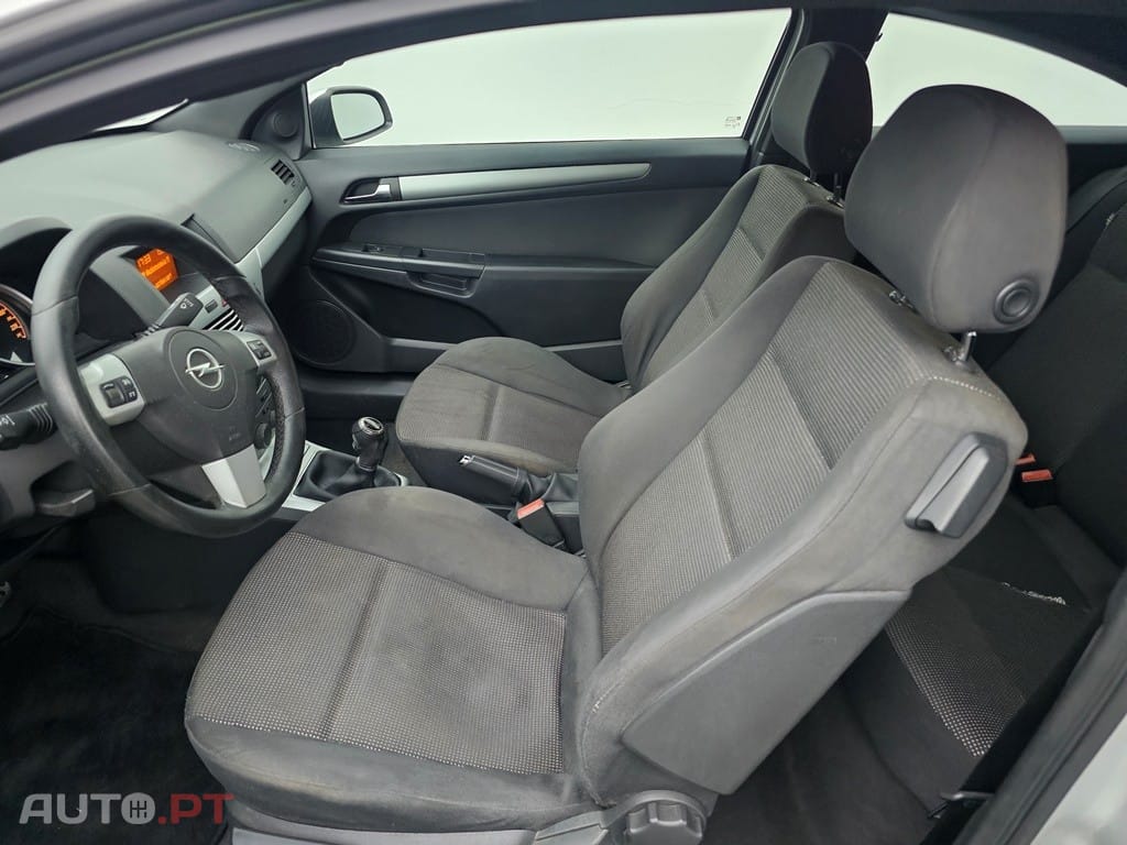 Opel Astra GTC 1.3 CDTi
