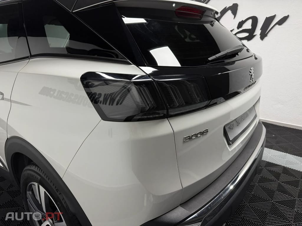 Peugeot 3008 PureTech 130 Stop & Start GPF Allure