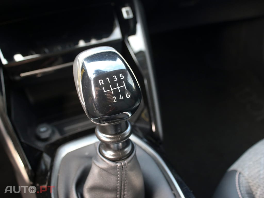 Peugeot 208 1.2 PureTech Allure