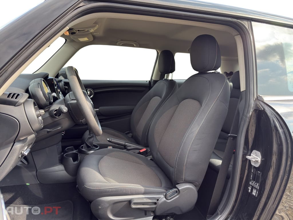MINI Cooper One D