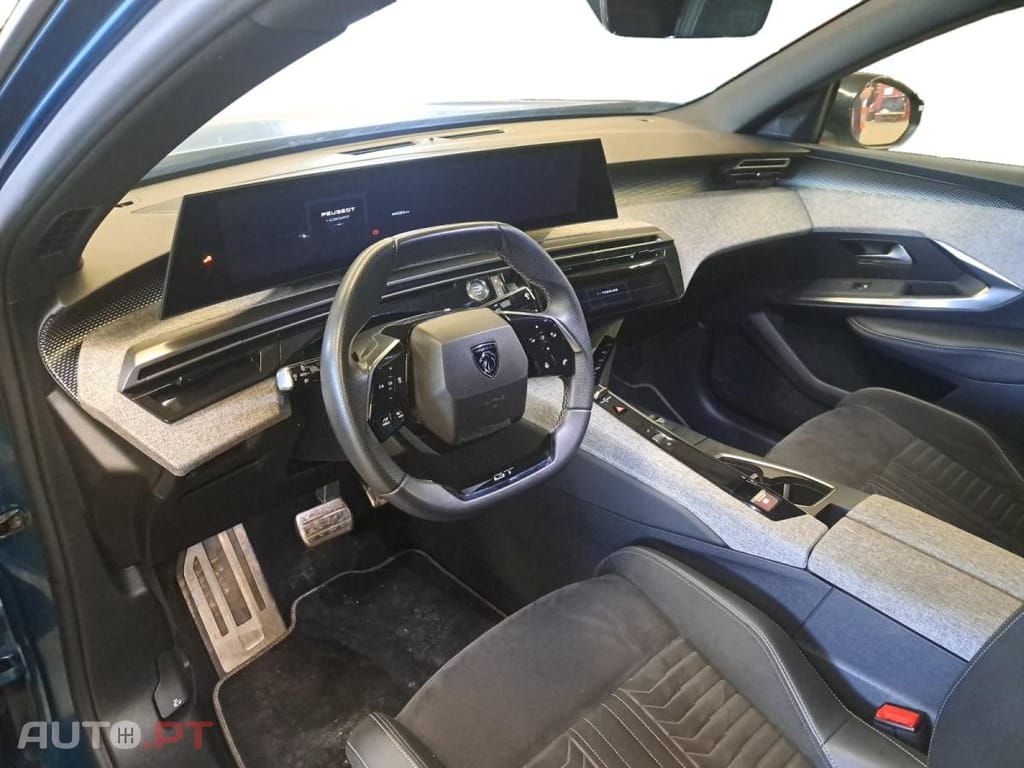 Peugeot E-3008 73 kWh GT