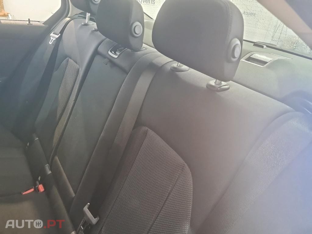 BMW 330 e Corporate Edition Auto