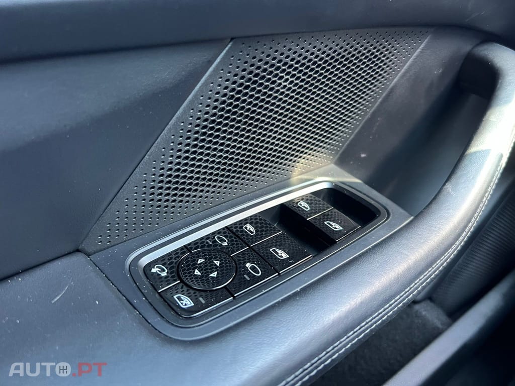 Porsche Taycan 4S