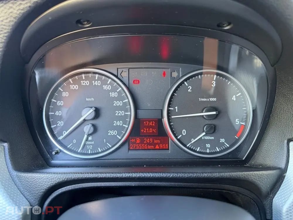 BMW 318 d Navigation Sport