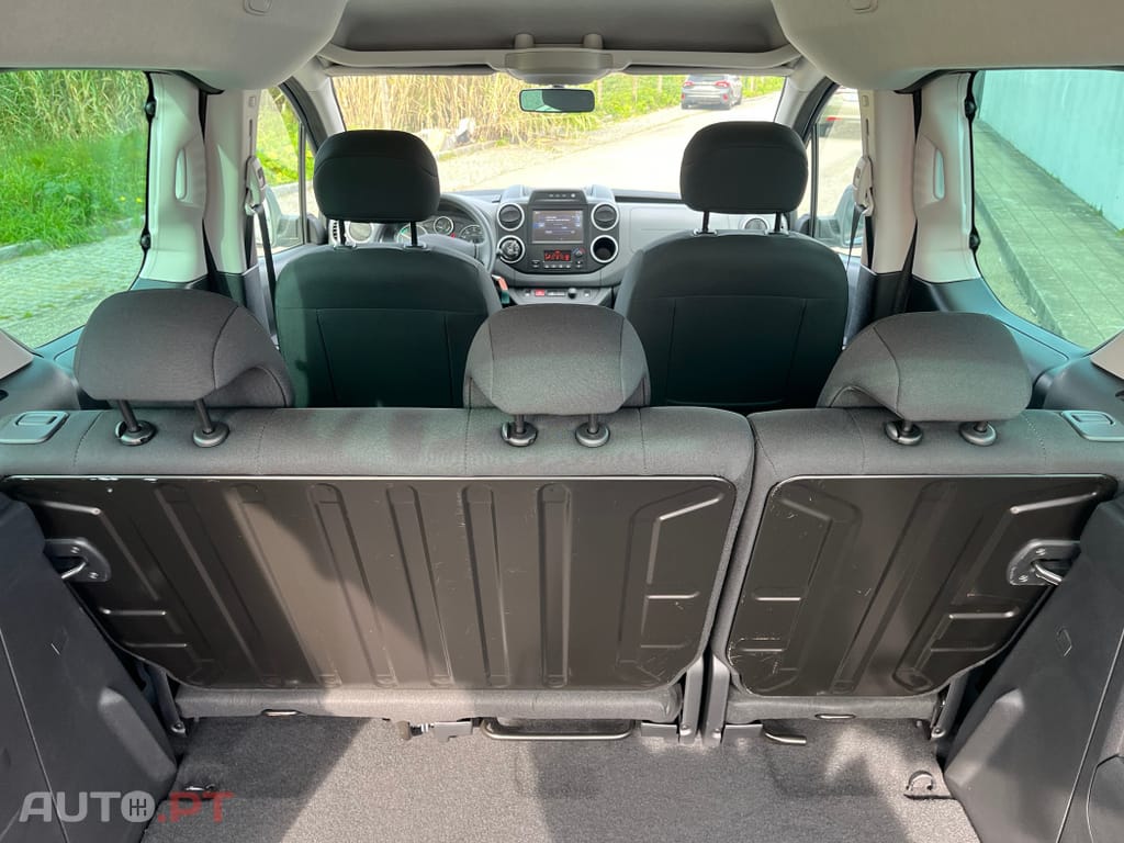 Peugeot E-Partner 50 kWh Premium Standard