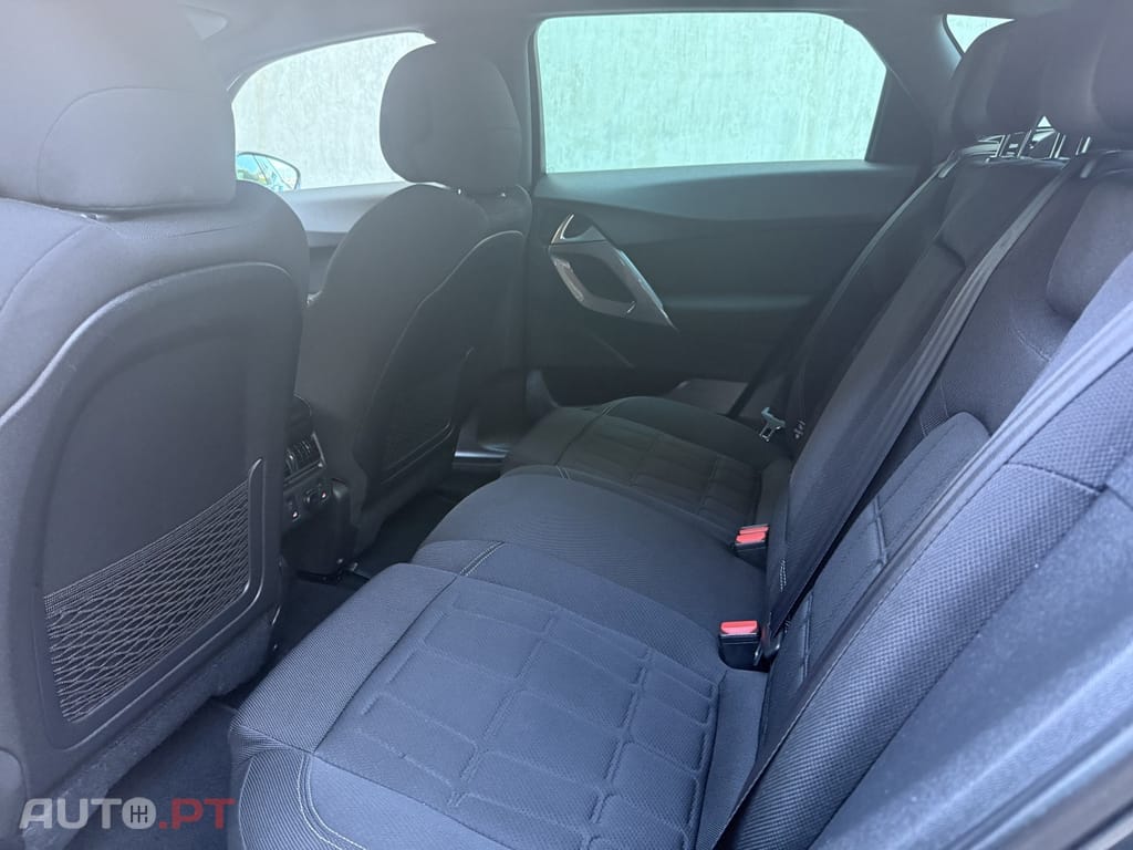 Citroen DS5 1.6 e-HDi Air. So Chic CMP6 112g