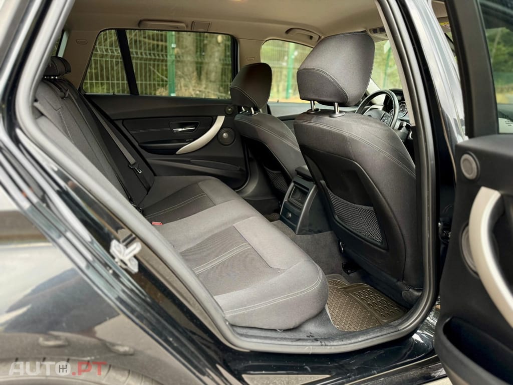 BMW 318 d Touring Modern Line