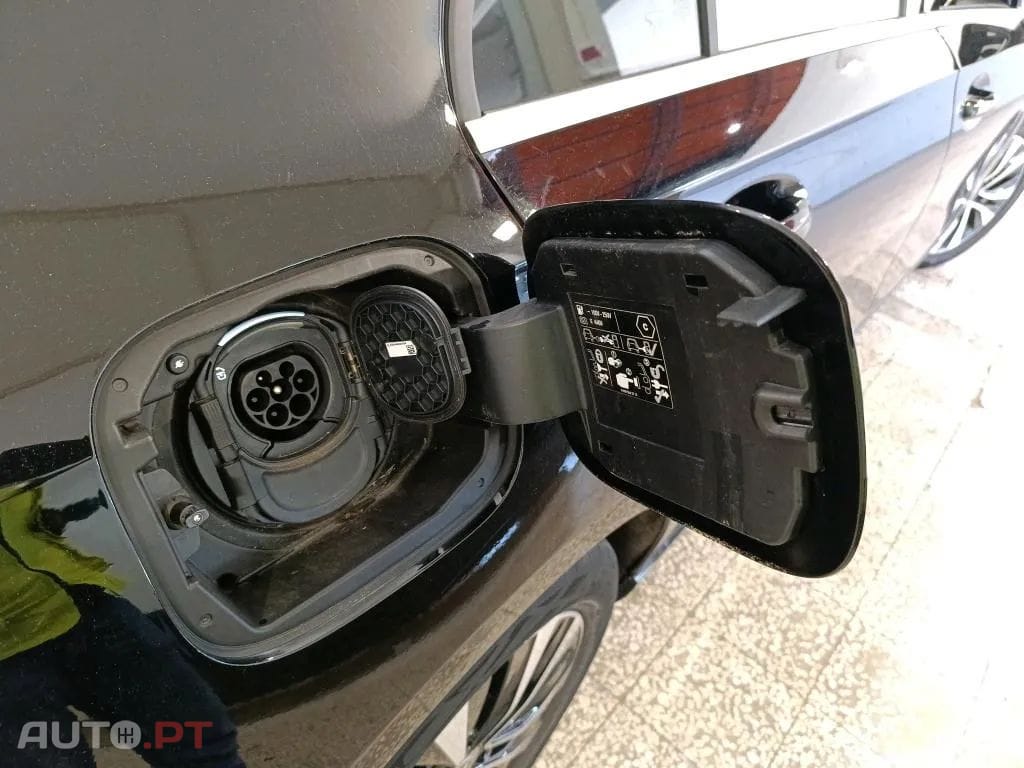 Mercedes-Benz A 250 e Style Plus