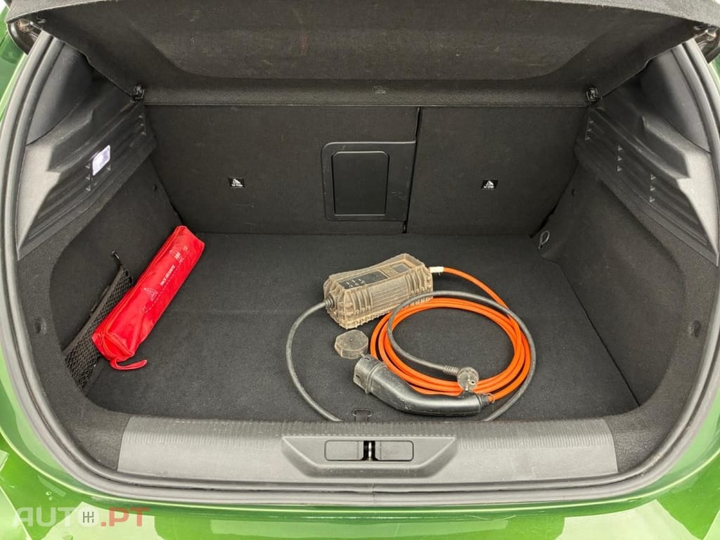 Peugeot 308 1.6 Hybrid Allure Pack e-EAT8