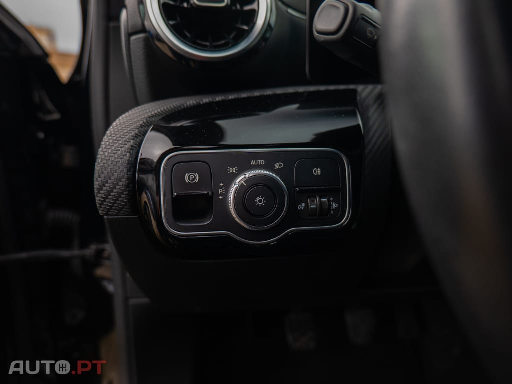 Mercedes-Benz A 180 d Business Solutions