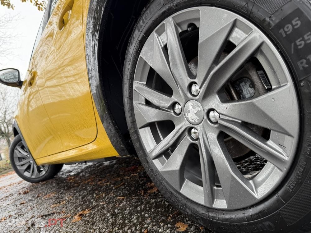 Peugeot E-208 50 kWh Allure Pack