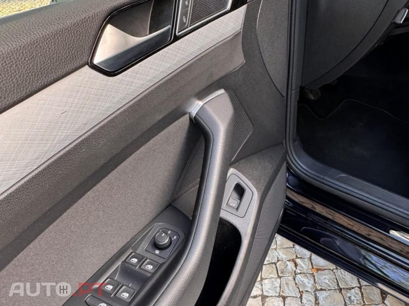 Volkswagen Passat 1.5 TSI Trendline
