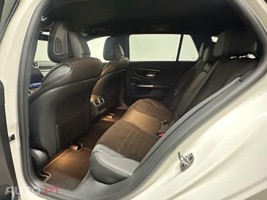 Mercedes-Benz C 300 e T 9G-TRONIC AMG Line