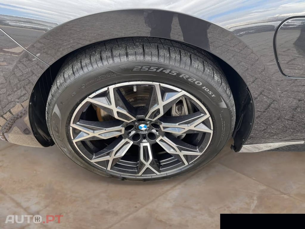 BMW 750 e xDrive