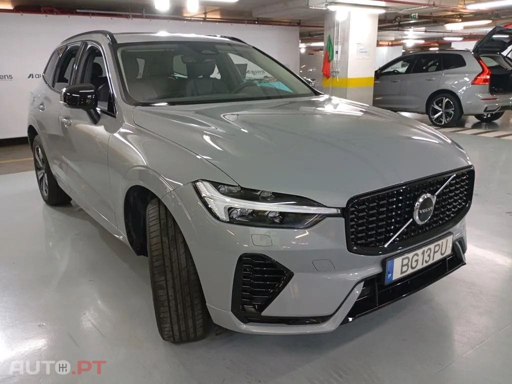 Volvo XC60 2.0 T6 PHEV Plus Dark AWD