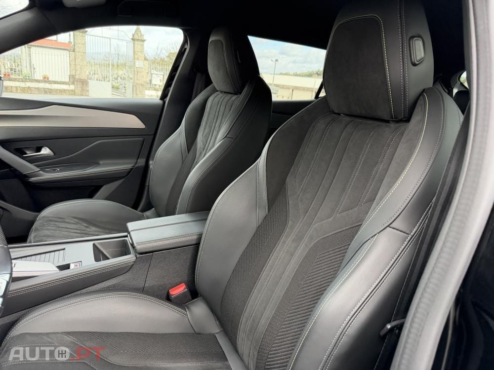 Peugeot 408 1.2 PureTech GT EAT8