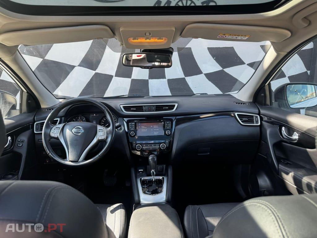Nissan Qashqai 1.6 dCi Tekna Premium Xtronic