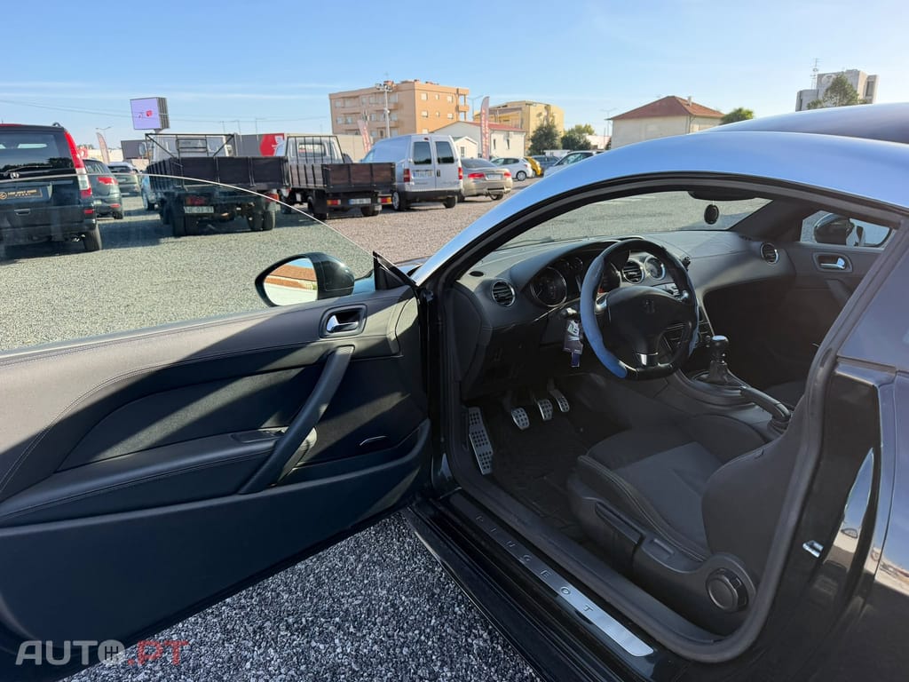 Peugeot RCZ 1.6 THP
