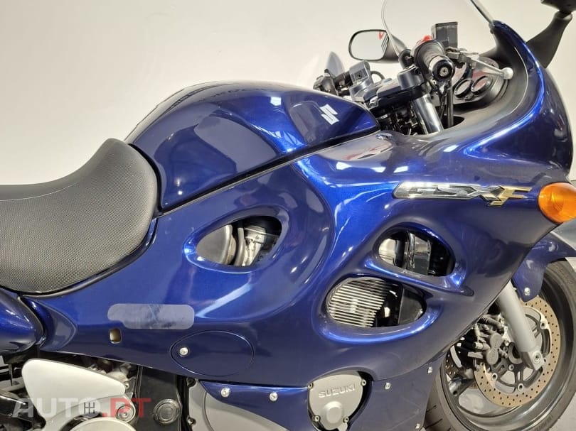 Suzuki GSX 750