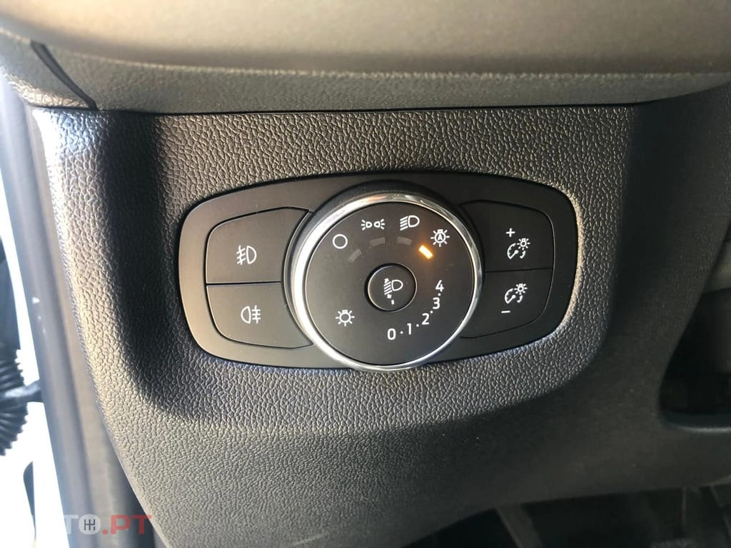 Ford Transit r 1.5 EcoBlue Van Trend  I.V.A DEDUTÍVEL