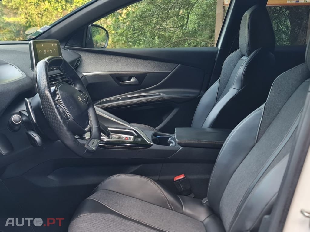Peugeot 3008 1.5 BlueHDi GT Line EAT8