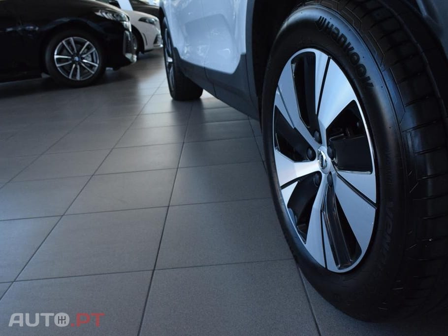 Volvo XC40 1.5 T5 PHEV R-Design Expression