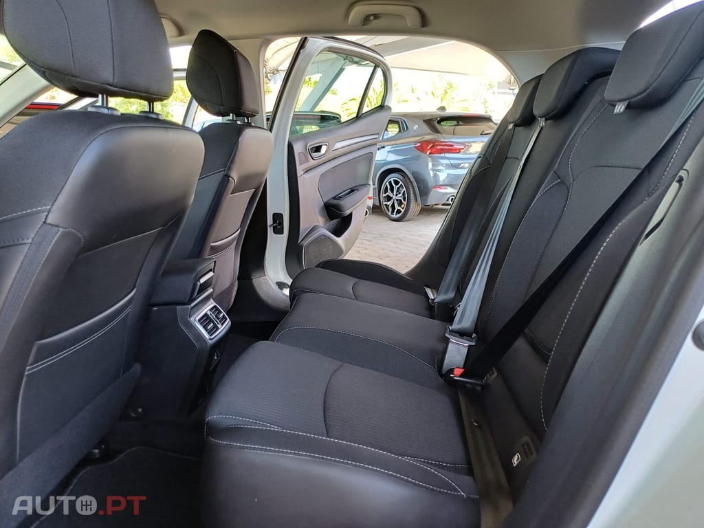 Renault Mégane 1.5 Blue dCi Intens EDC