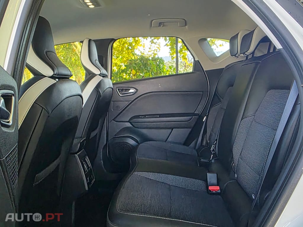 Renault Captur 1.3 TCe Initiale Paris EDC