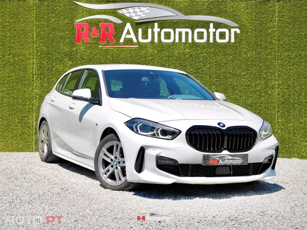 BMW 118 i Pack Desportivo M Auto