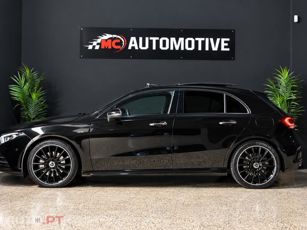 Mercedes-Benz A 250 e AMG Line