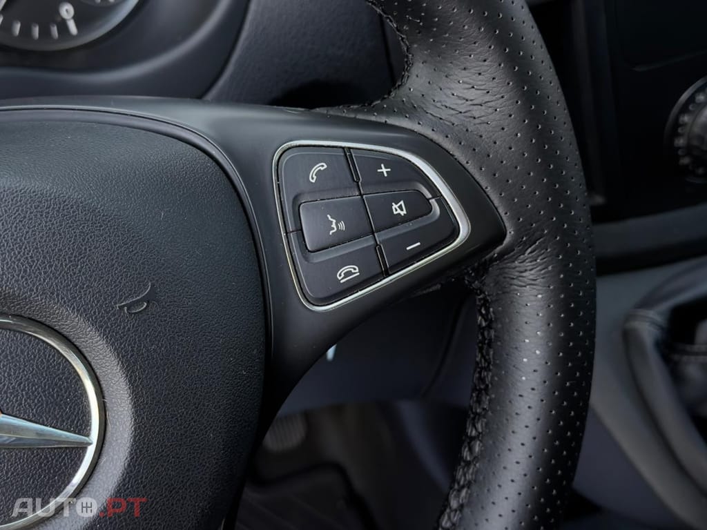Mercedes-Benz Vito 9 LUGARES