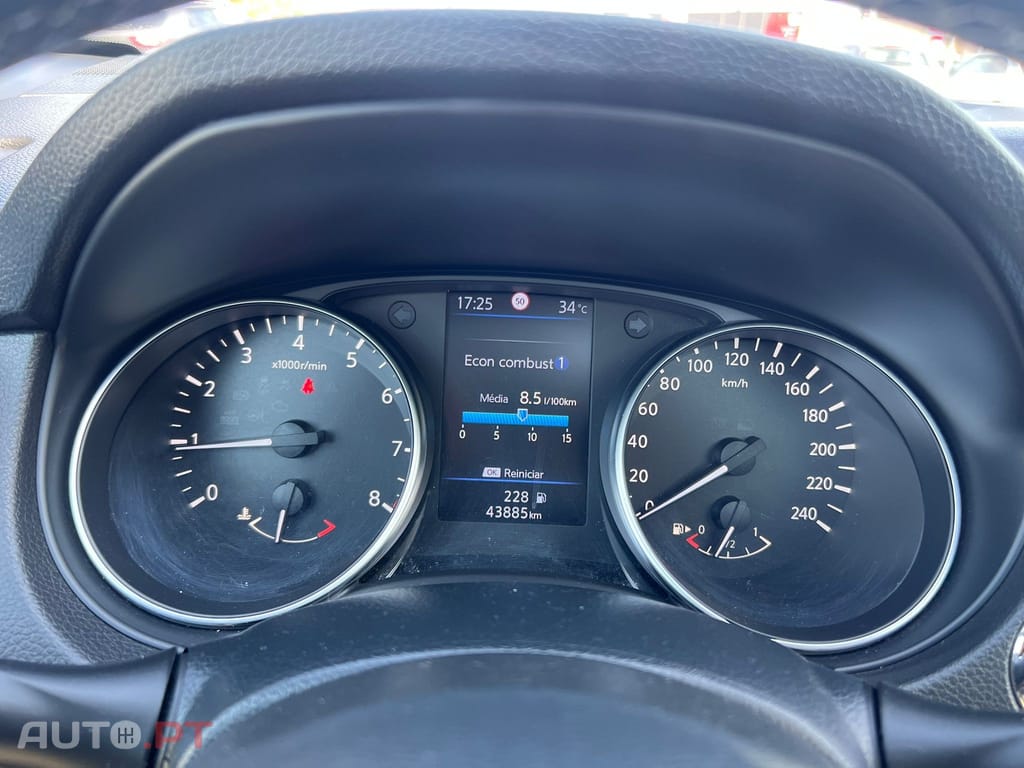 Nissan Qashqai 1.3 DIG-T Tekna Bose